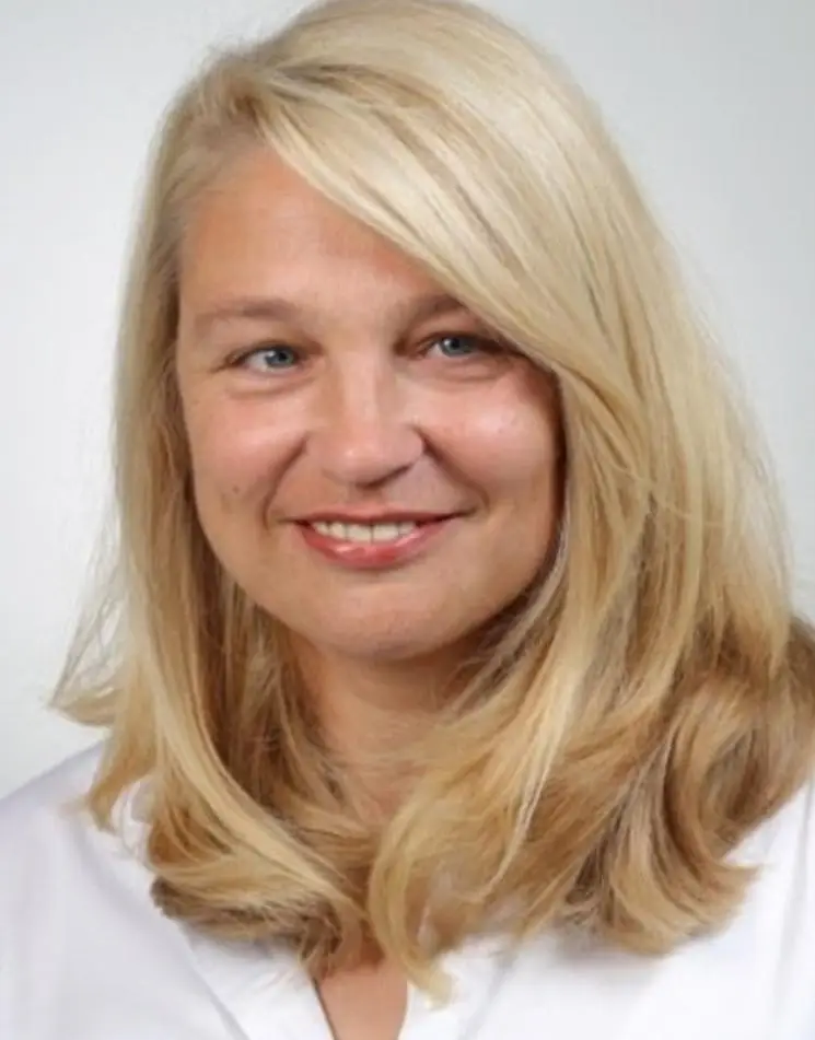 Sandra Straube